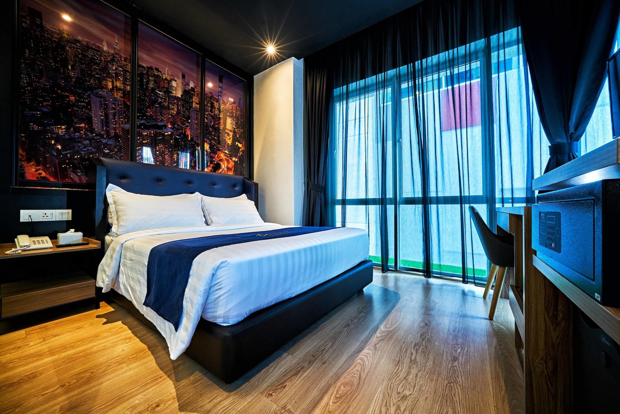 Manhattan Business Hotel Ttdi Kuala Lumpur Exterior photo
