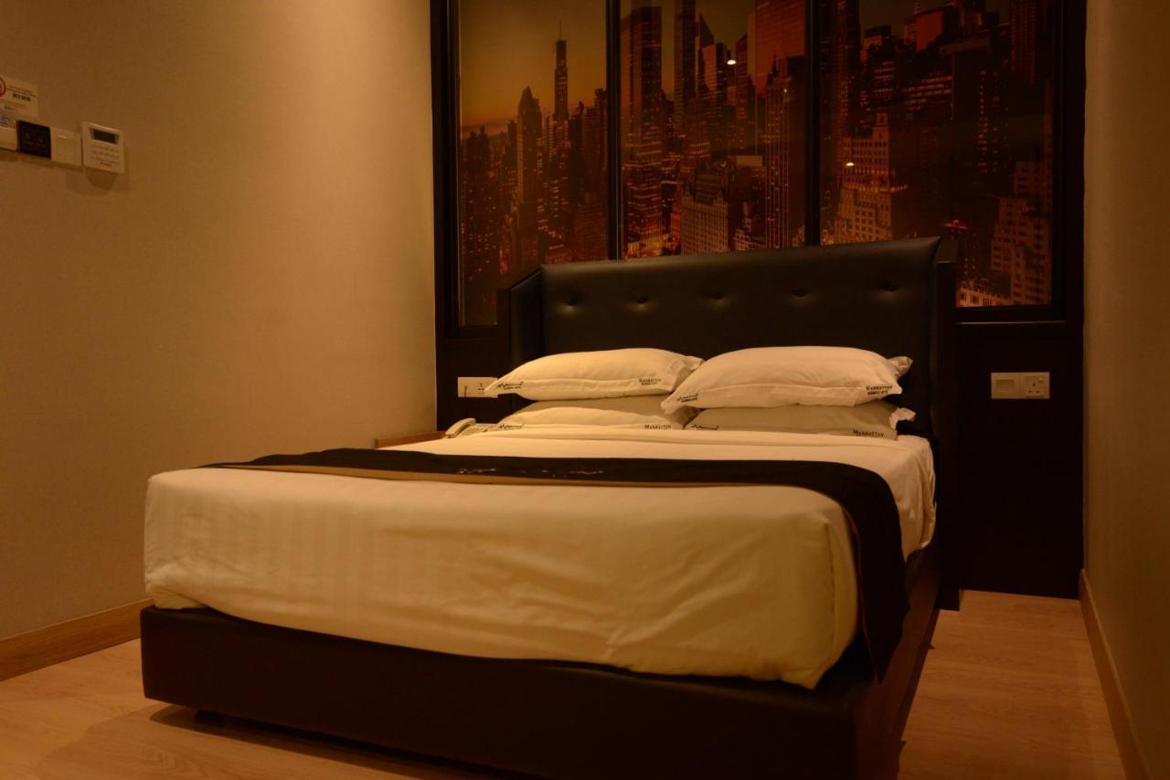 Manhattan Business Hotel Ttdi Kuala Lumpur Exterior photo
