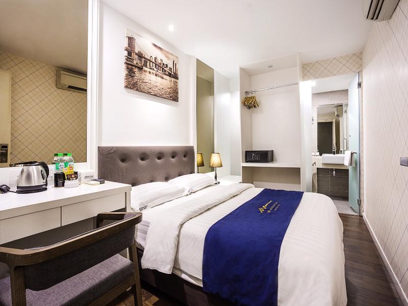 Manhattan Business Hotel Ttdi Kuala Lumpur Exterior photo